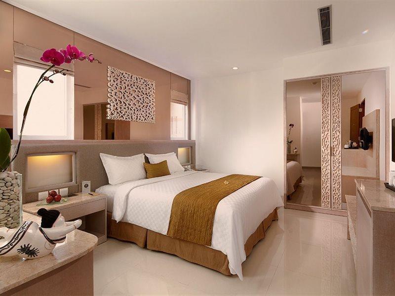 Kuta Angel Hotel - Luxurious Living Exterior photo